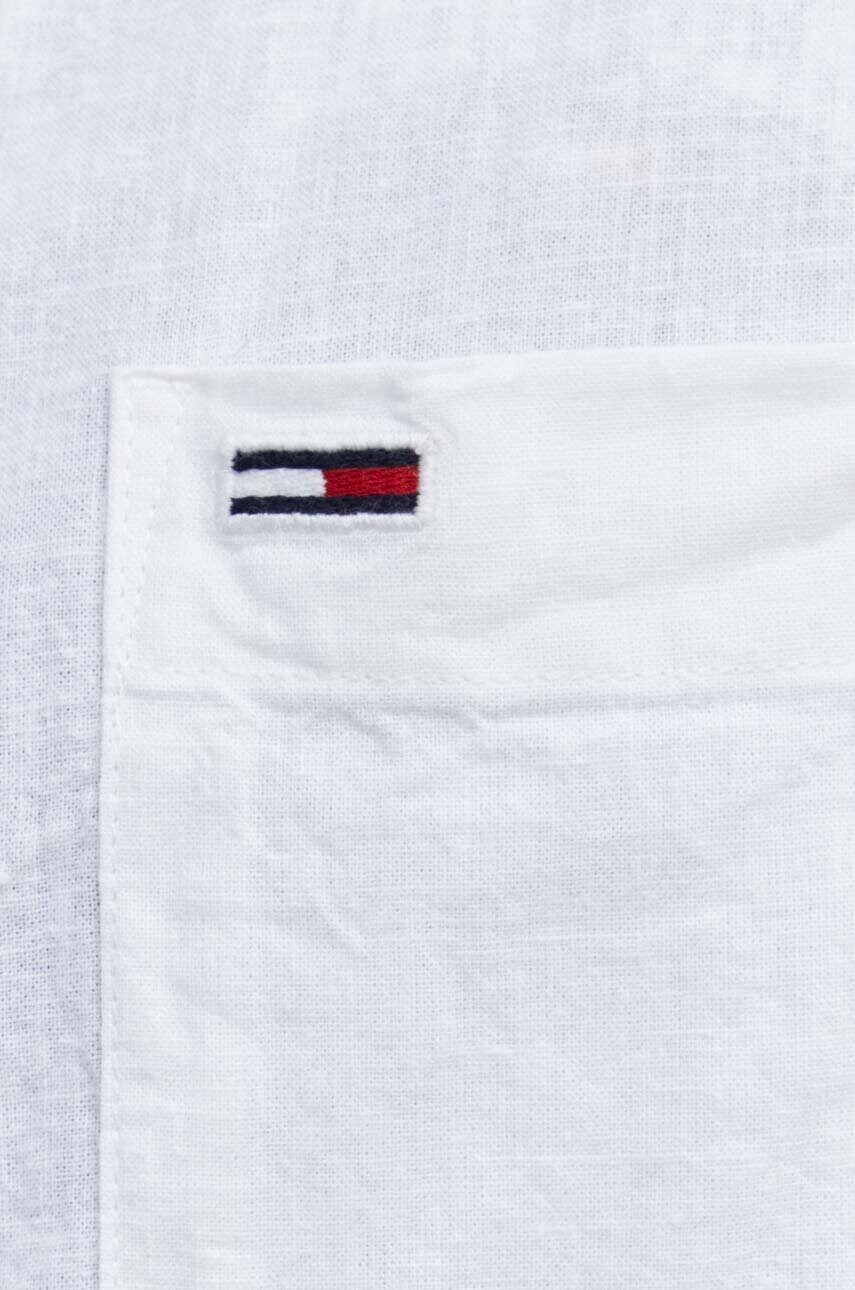 Сорочка з домішкою льону Tommy Jeans колір білий regular класичний комір