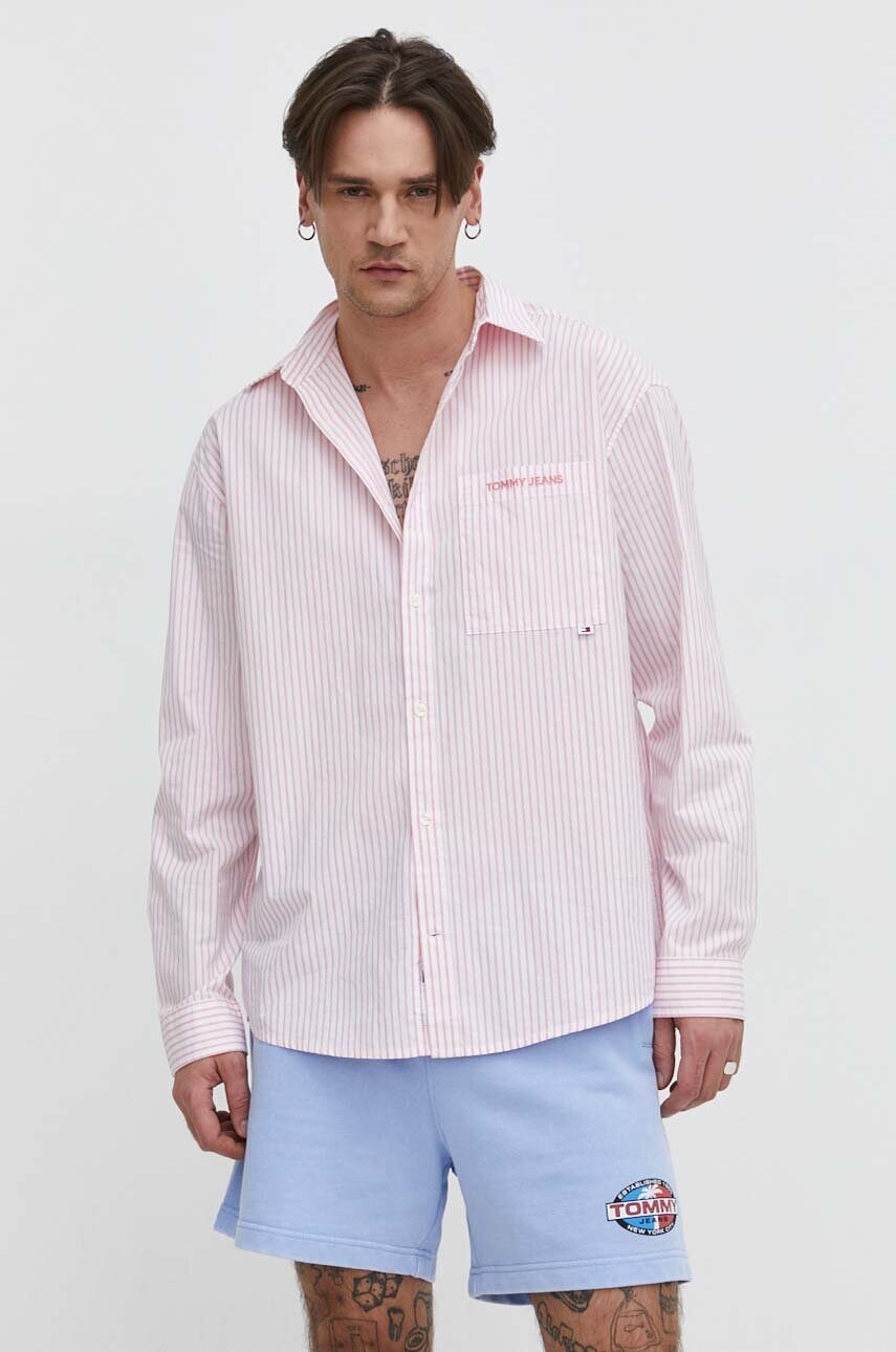 Бавовняна сорочка Tommy Jeans чоловіча колір рожевий relaxed класичний комір