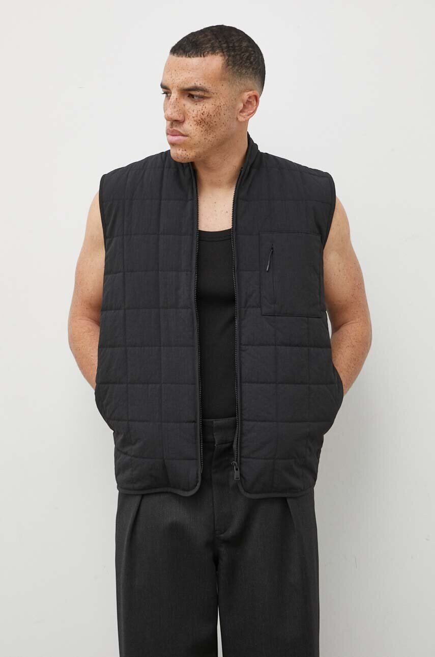 Безрукавка Rains 19410 Vests колір чорний перехідна