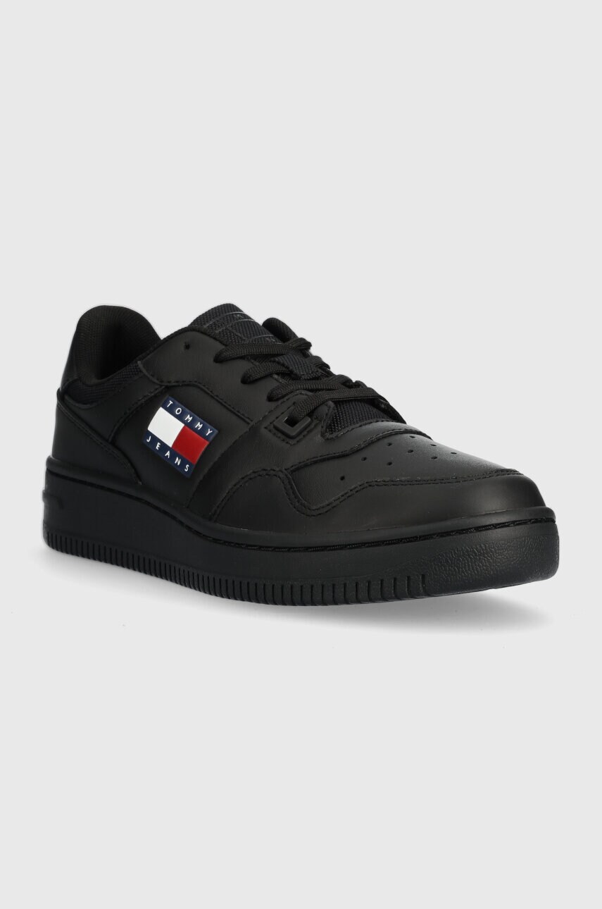 Шкіряні кросівки Tommy Jeans TJW RETRO BASKET ESS колір чорний EN0EN02505