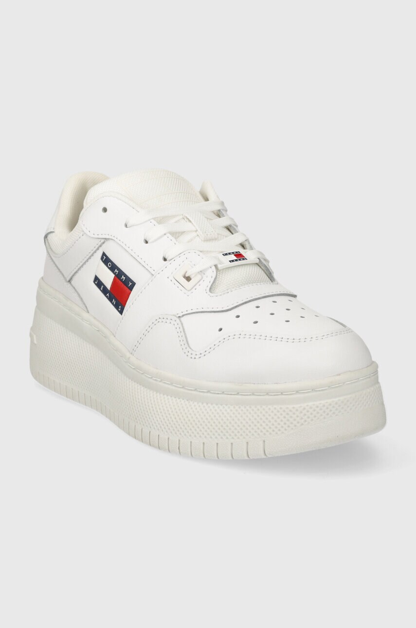 Кросівки Tommy Jeans TJW RETRO BASKET FLATFORM ESS колір білий EN0EN02506