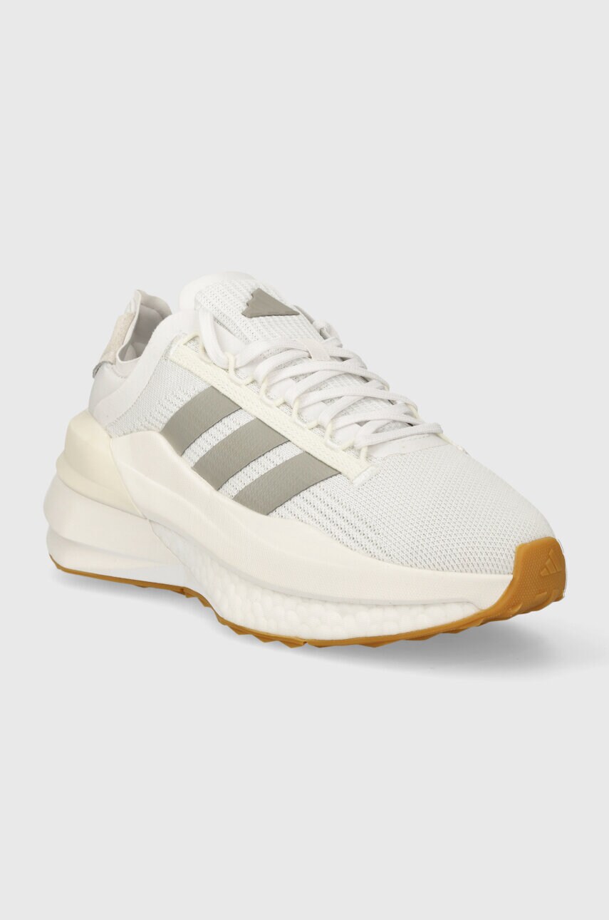 Кросівки adidas AVRYN колір білий