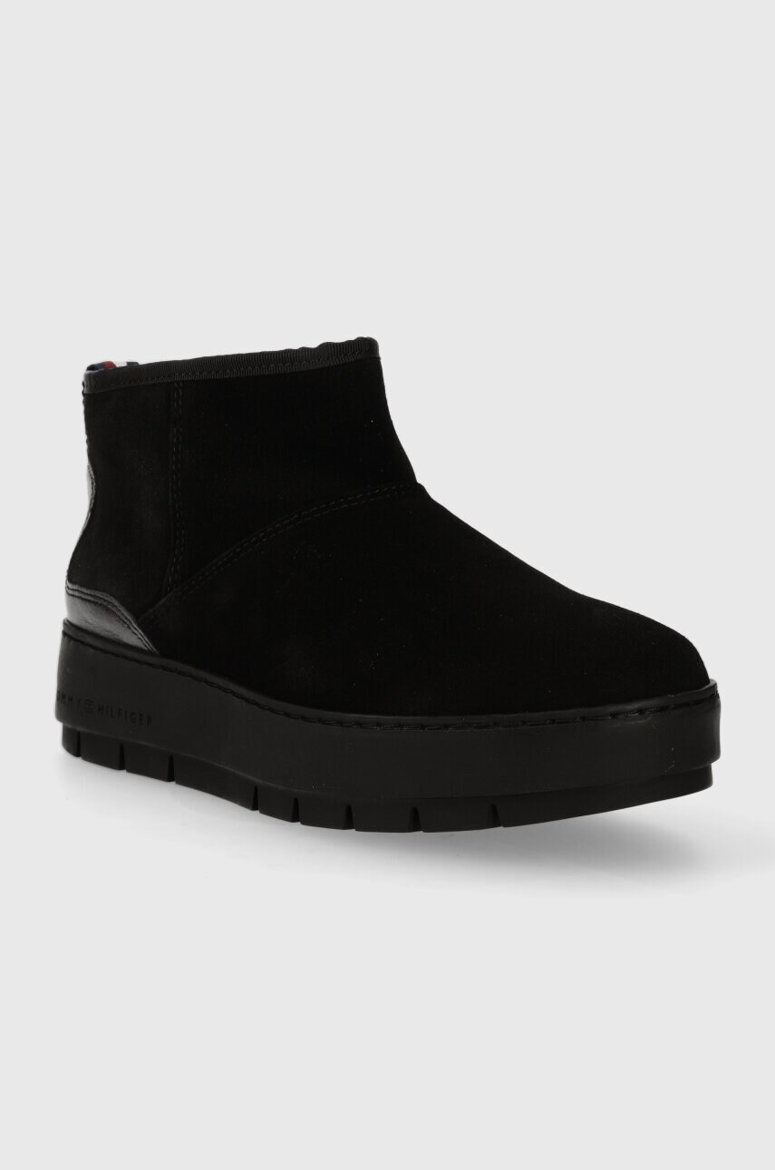Шкіряні чоботи Tommy Hilfiger METALLIC SUEDE SNOWBOOT колір чорний FW0FW07850