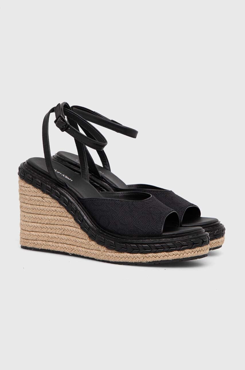 Сандалі Calvin Klein WEDGE SANDAL 70 MONOCQ колір чорний HW0HW01961