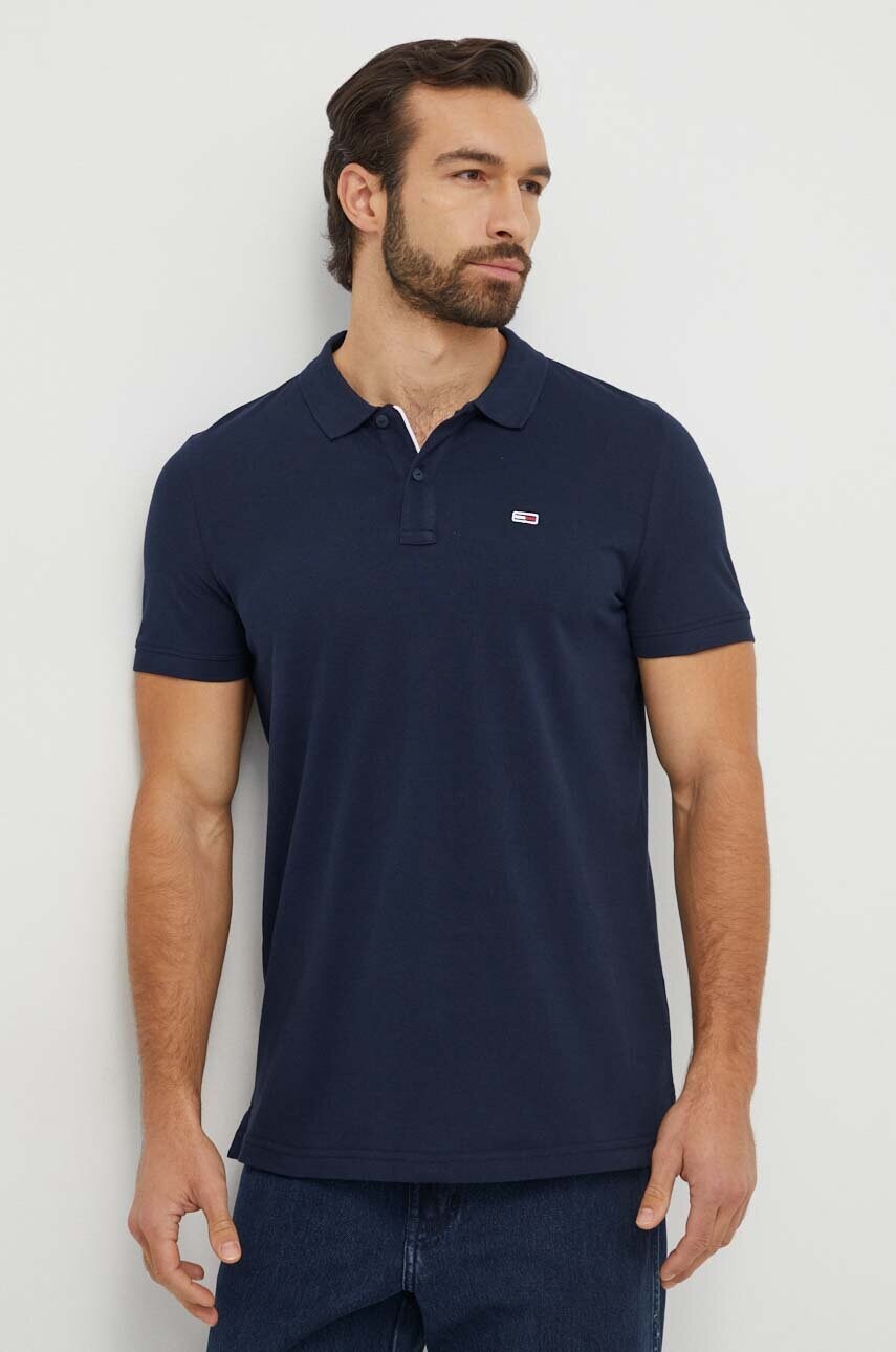 Бавовняне поло Tommy Jeans колір синій однотонне DM0DM18312