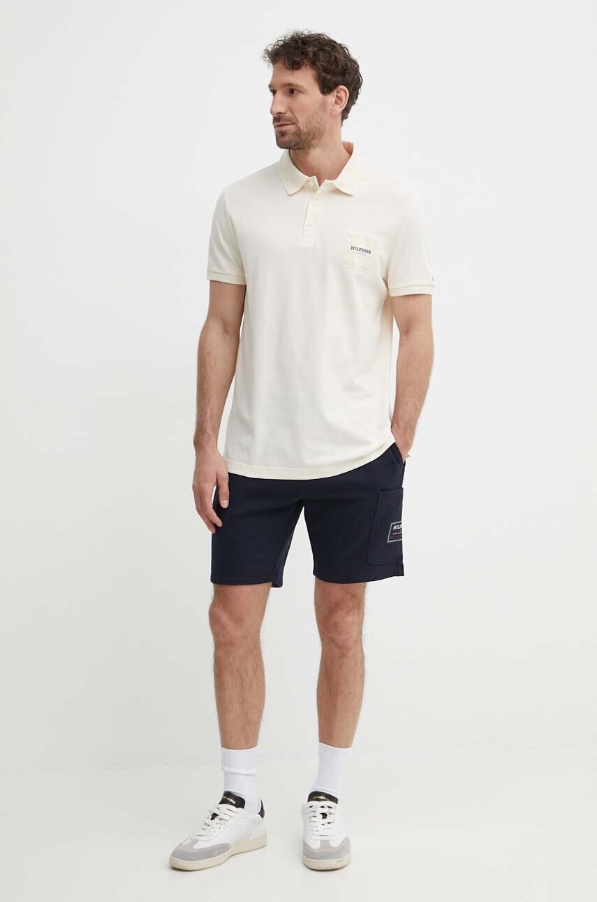 Бавовняне поло Tommy Hilfiger колір бежевий з аплікацією MW0MW34771