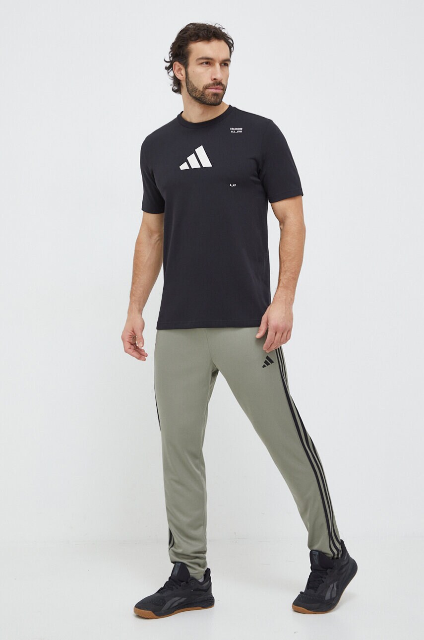 Штани для тренувань adidas Performance Training Essentials Base колір сірий з аплікацією