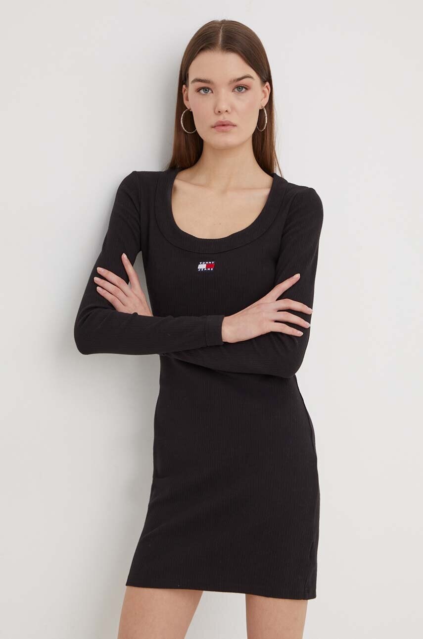 Сукня Tommy Jeans колір чорний mini облягаюча