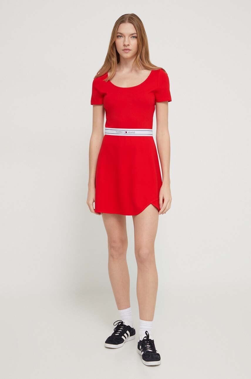 Сукня Tommy Jeans колір червоний mini розкльошена
