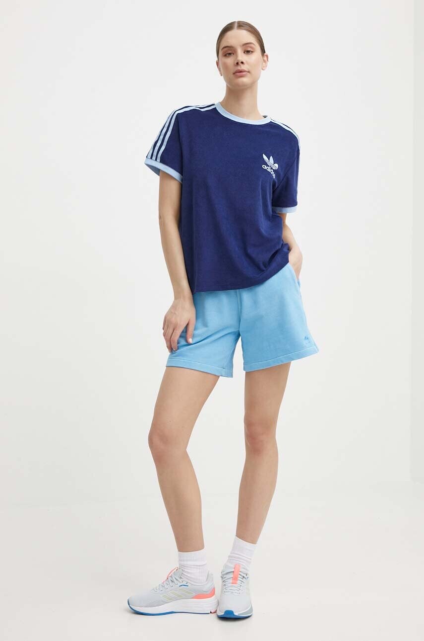Бавовняні шорти adidas Originals однотонні висока посадка IT4285