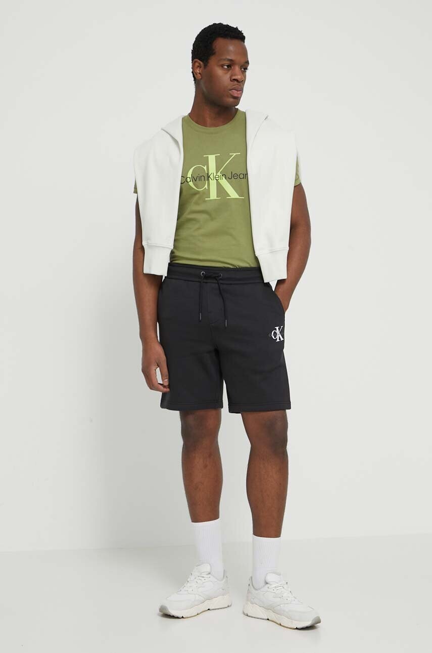 Шорти Calvin Klein Jeans чоловічі колір чорний