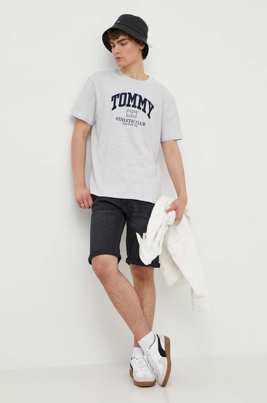 Джинсові шорти Tommy Jeans чоловічі колір чорний DM0DM18784