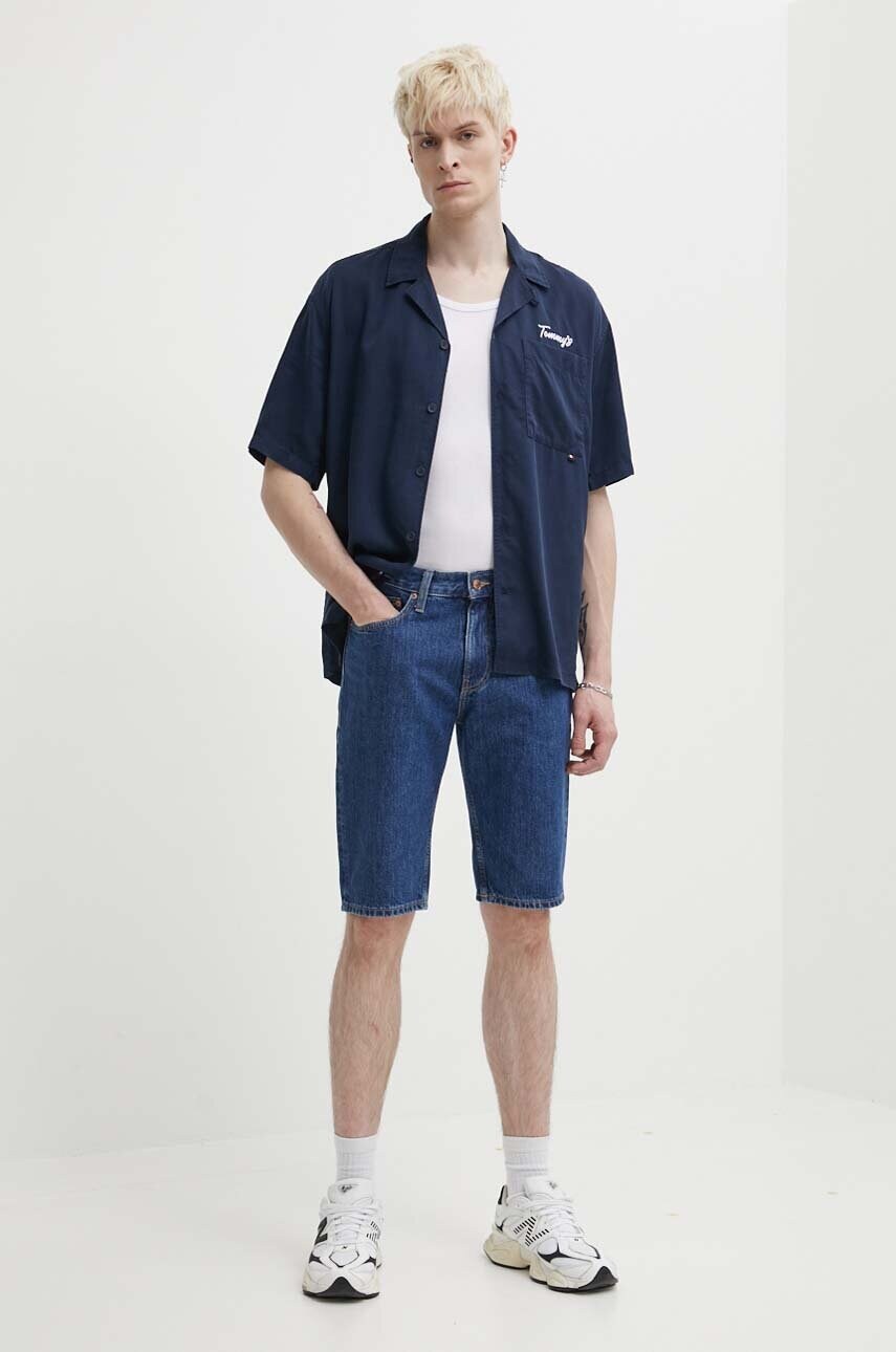 Джинсові шорти Tommy Jeans чоловічі колір синій DM0DM18802