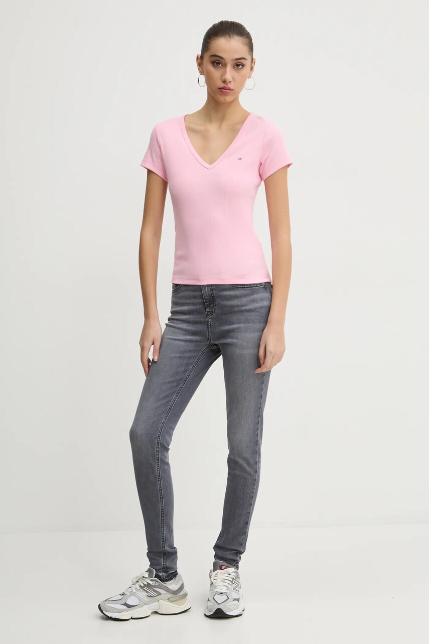 Футболка Tommy Jeans жіноча колір рожевий DW0DW17385