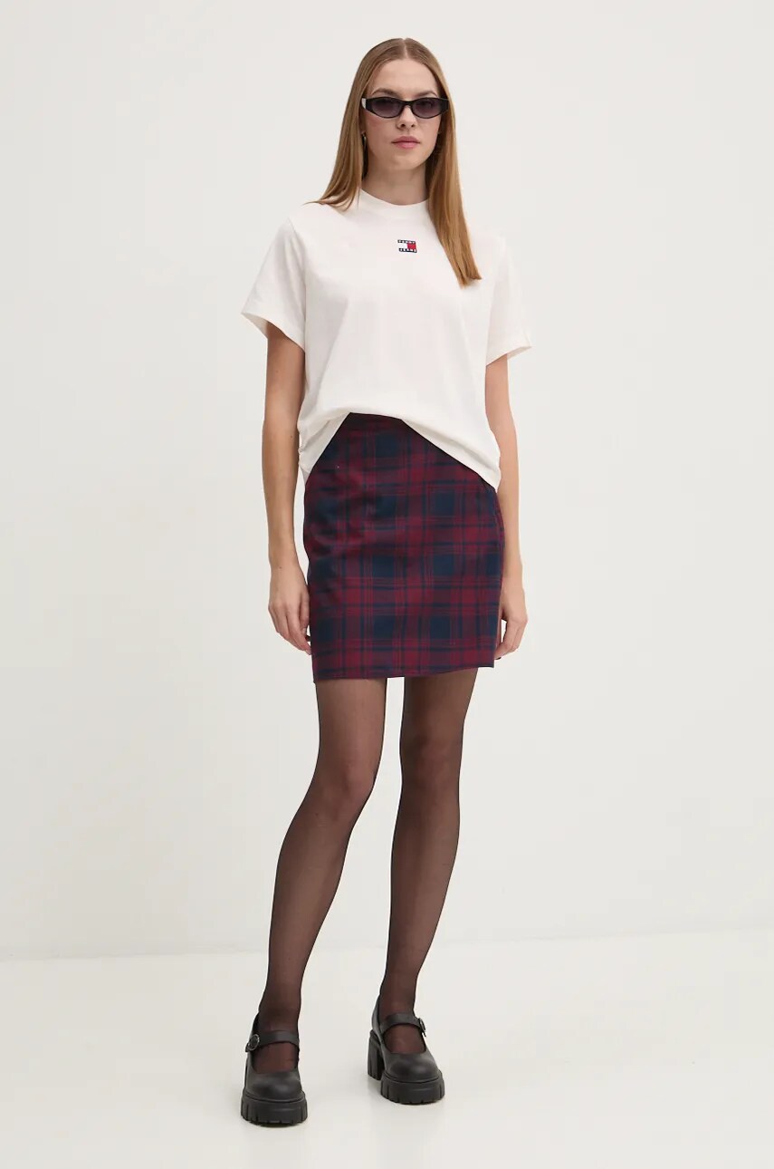 Футболка Tommy Jeans жіноча колір бежевий DW0DW17391