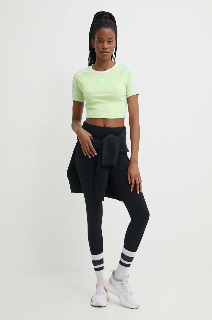 Футболка adidas Originals жіноча колір зелений IP0659