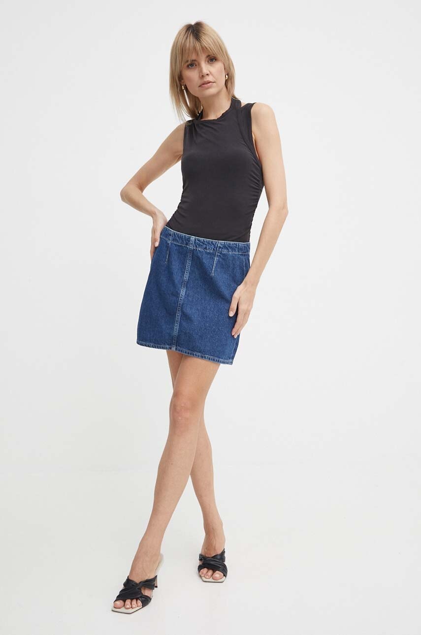 Топ Calvin Klein Jeans жіночий колір чорний J20J223115