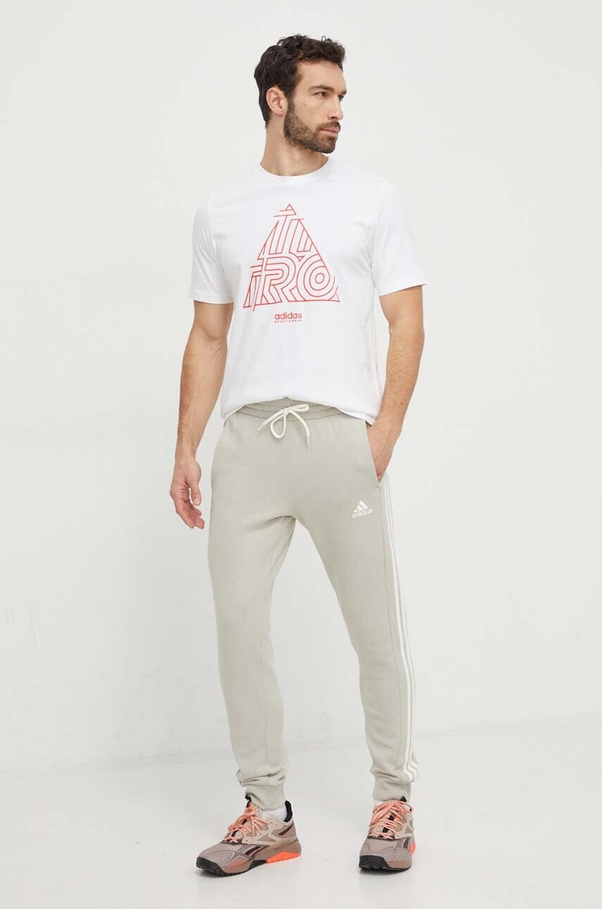 Бавовняна футболка adidas TIRO чоловіча колір білий з принтом