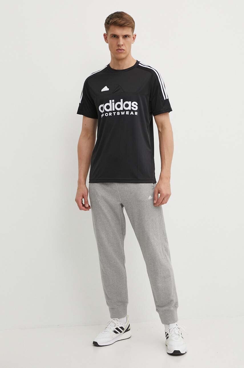 Тренувальна футболка adidas Tiro колір чорний з принтом IP3779
