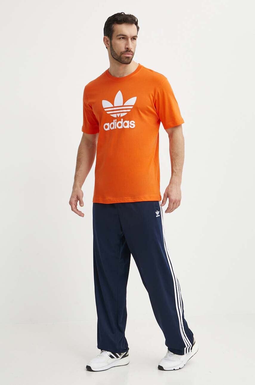 Бавовняна футболка adidas Originals чоловіча колір помаранчевий з принтом IR8000