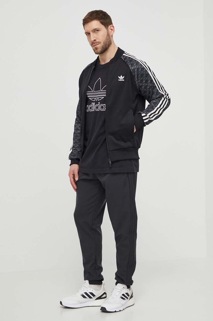 Бавовняна футболка adidas Originals Trefoil Tee чоловіча колір чорний з принтом IU2347