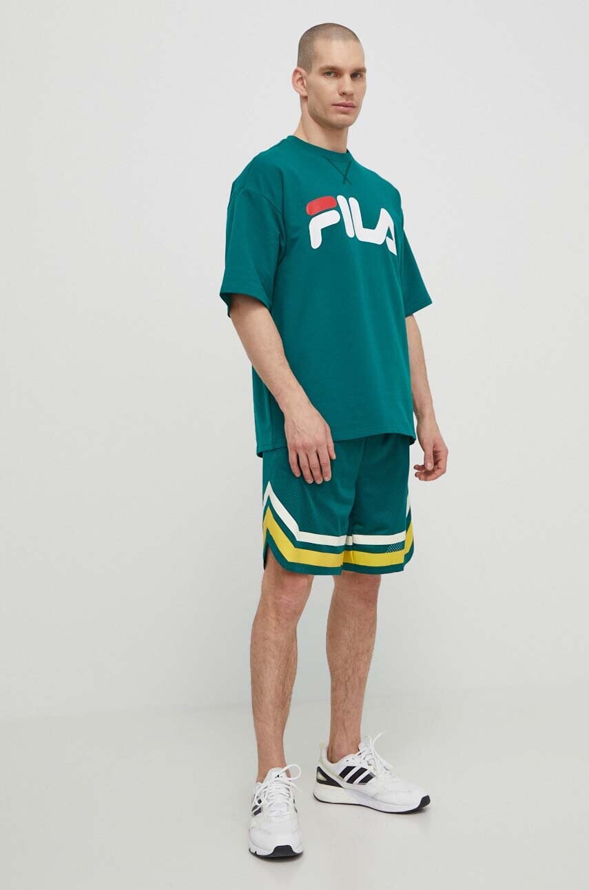 Футболка Fila Lowell чоловіча колір зелений з принтом FAM0655