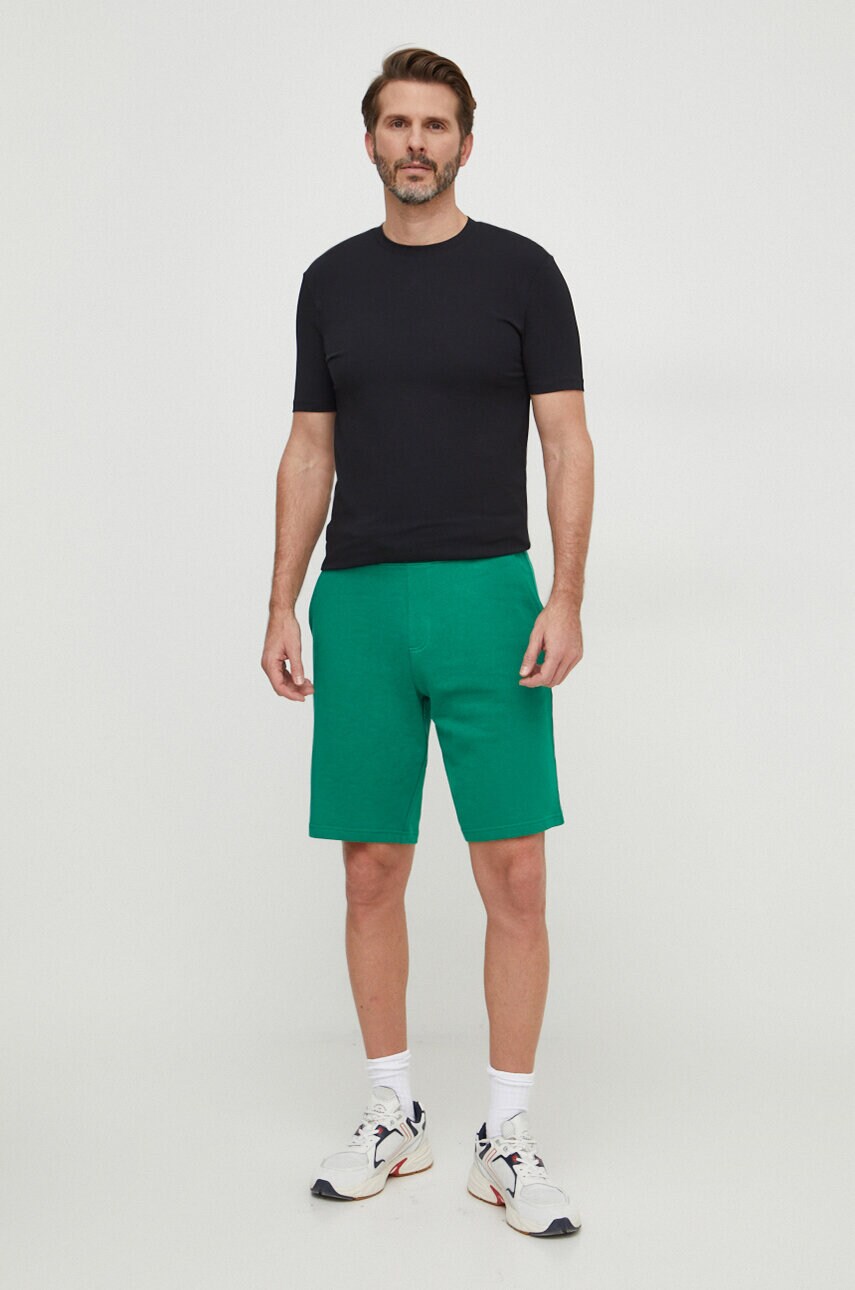 Футболка United Colors of Benetton чоловічий колір чорний однотонний