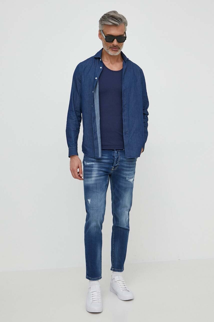 Футболка Guess чоловічий колір синій