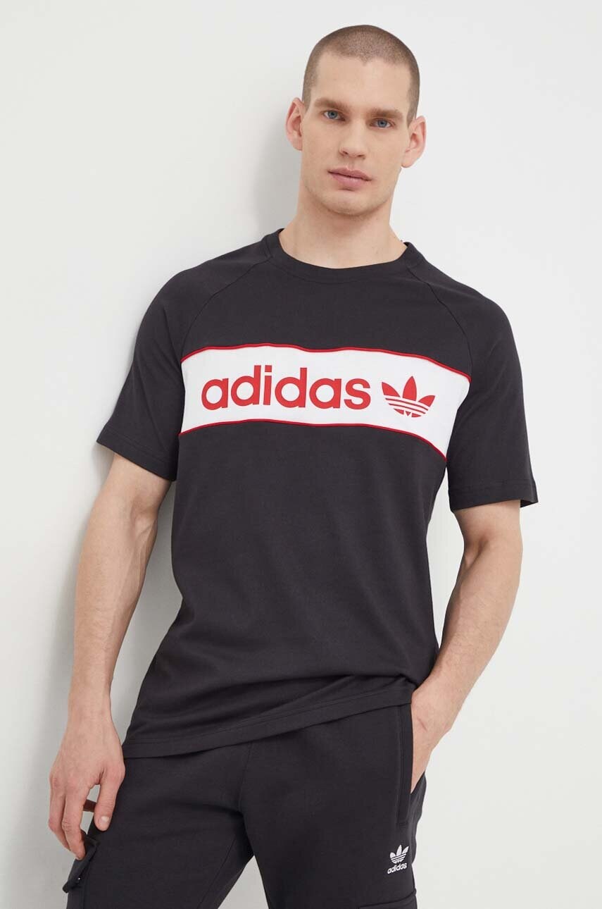 Бавовняна футболка adidas Originals чоловічий колір чорний з принтом