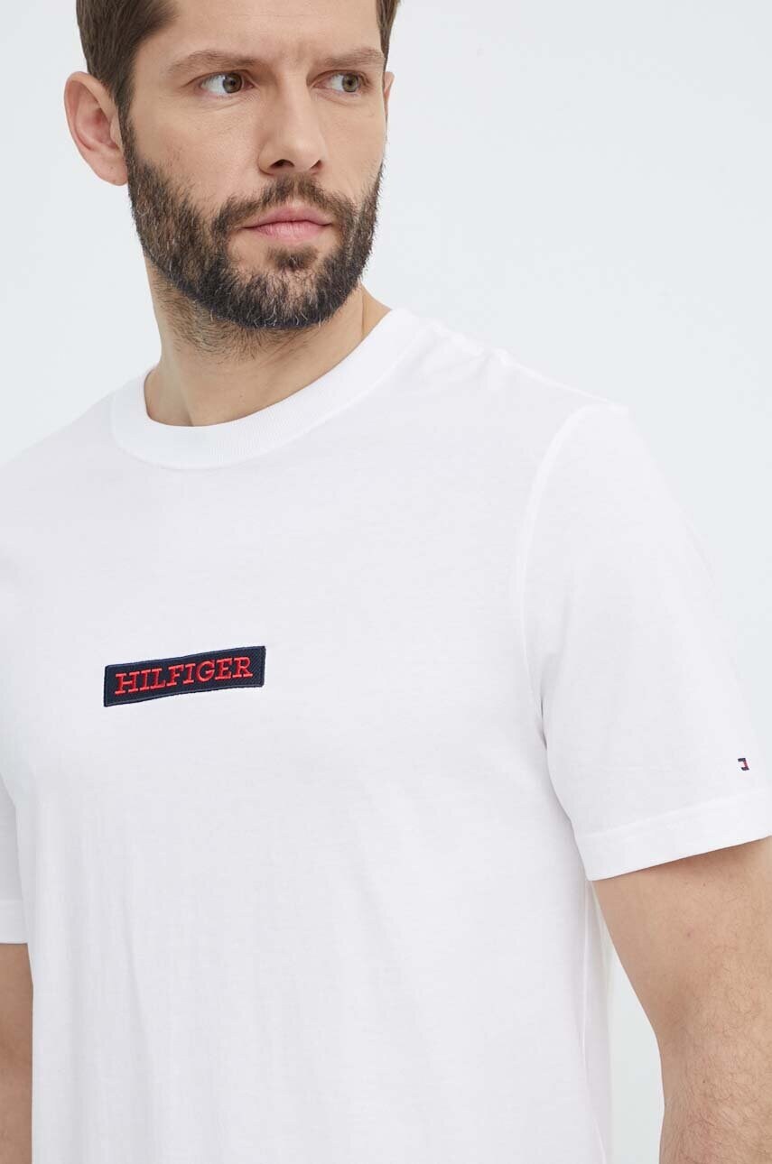 Бавовняна футболка Tommy Hilfiger чоловіча колір білий з аплікацією MW0MW34373