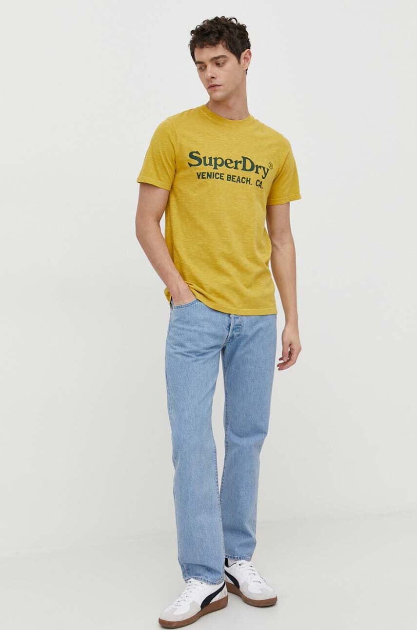 Бавовняна футболка Superdry чоловічий колір жовтий з принтом