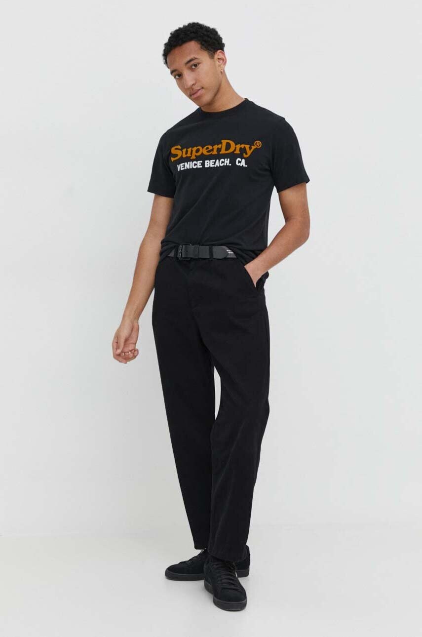 Футболка Superdry чоловічий колір чорний з принтом