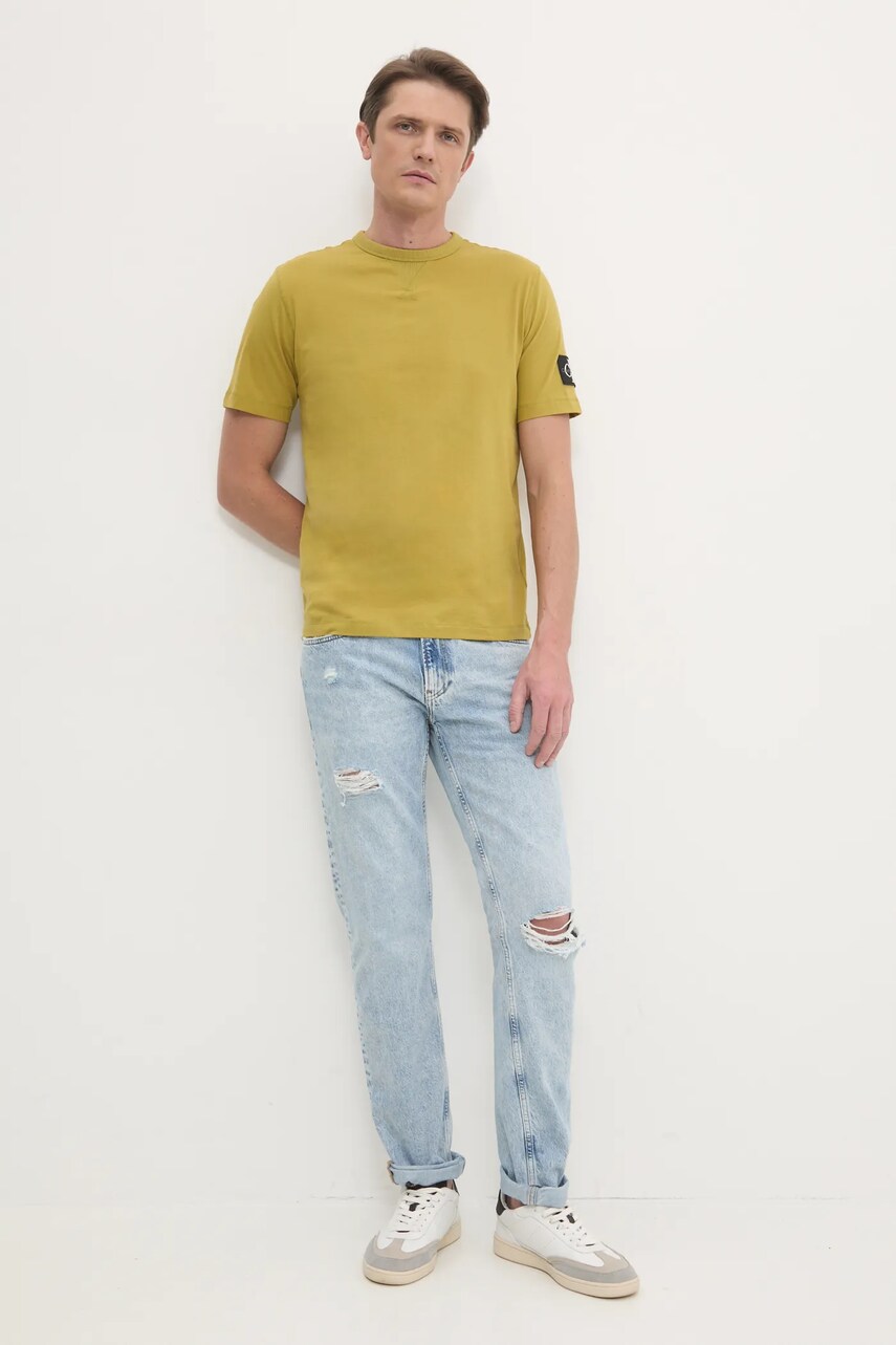 Бавовняна футболка Calvin Klein Jeans чоловіча колір зелений однотонна J30J323484
