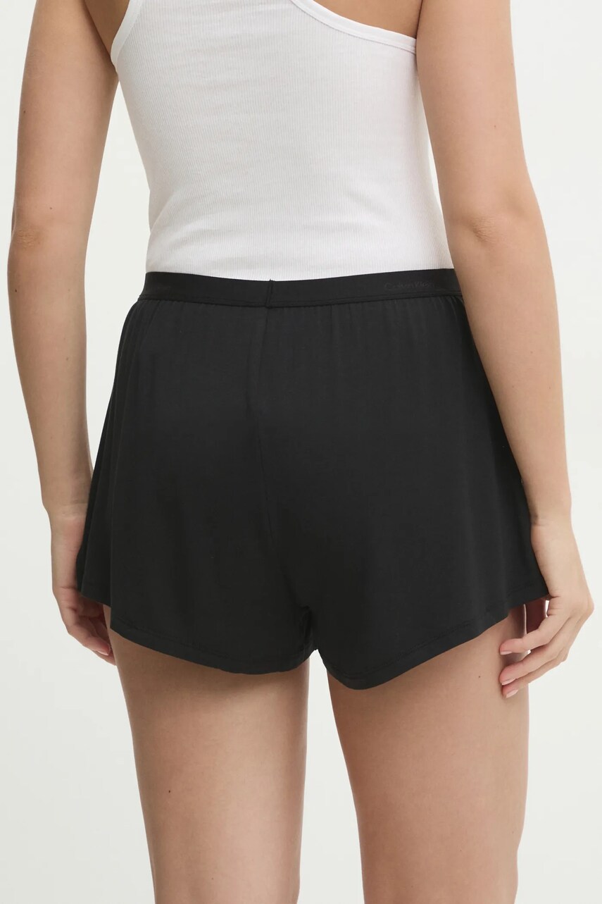 Піжамні шорти Calvin Klein Underwear жіночі колір чорний мереживо LV00QS7378