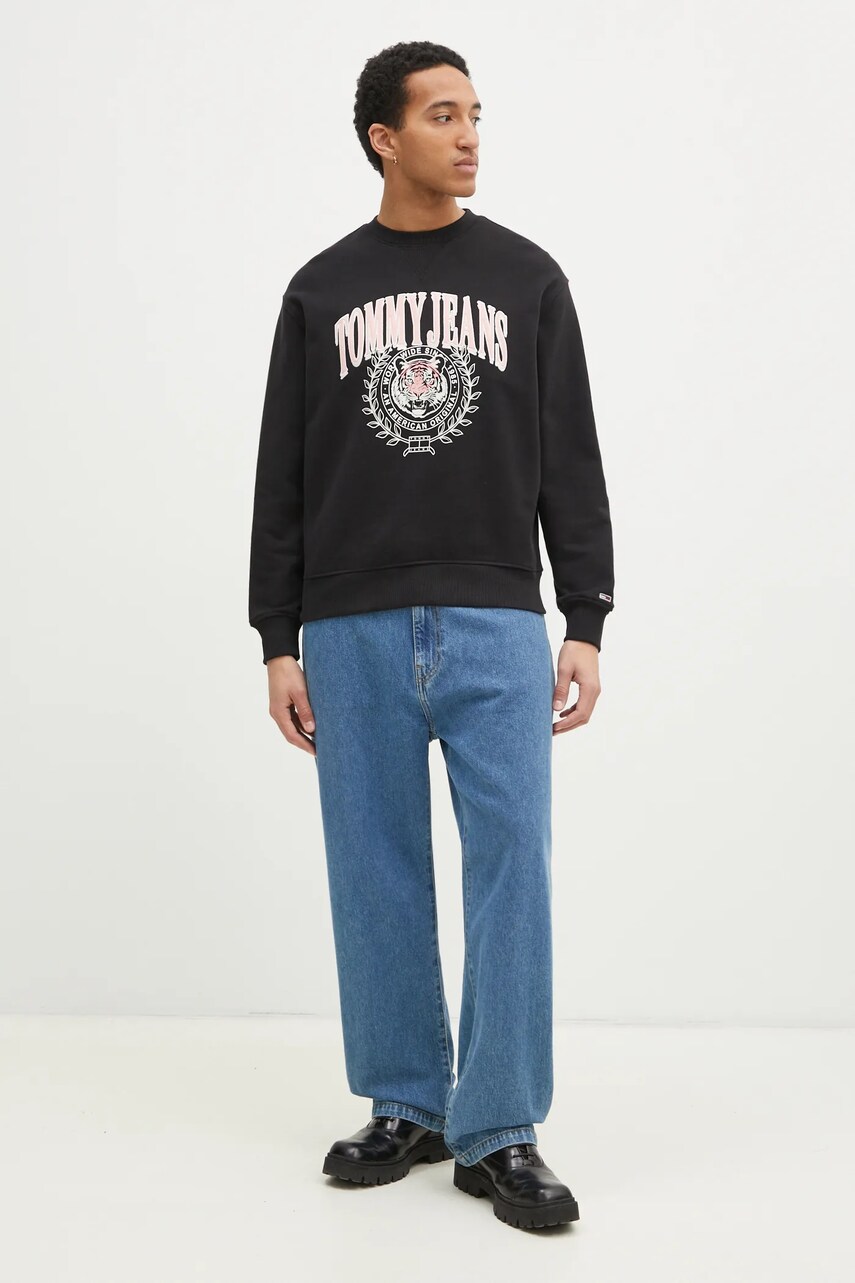 Бавовняна кофта Tommy Jeans чоловіча колір чорний з аплікацією DM0DM20640