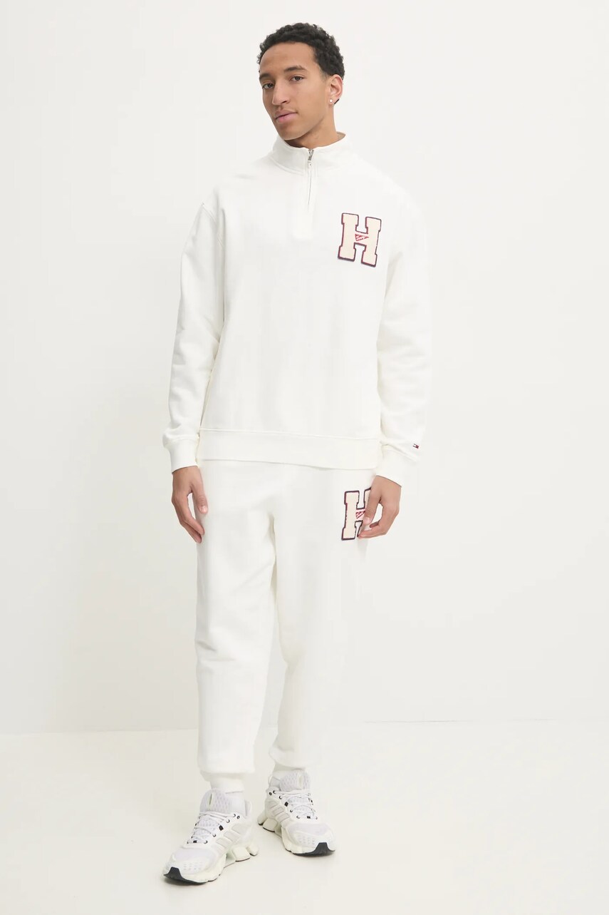 Бавовняна кофта Tommy Jeans чоловіча колір бежевий з аплікацією DM0DM21263