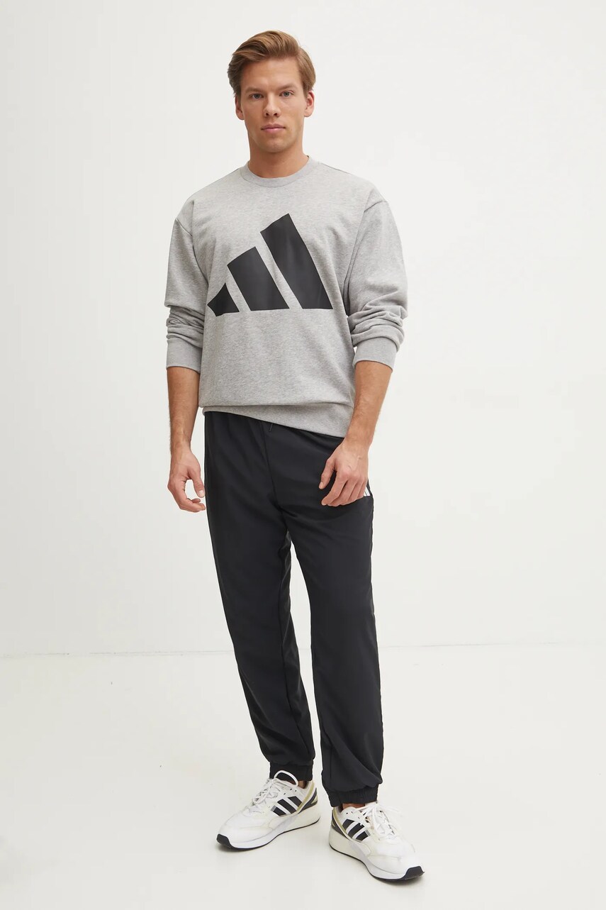 Кофта adidas Essentials чоловіча колір сірий з принтом JE8952
