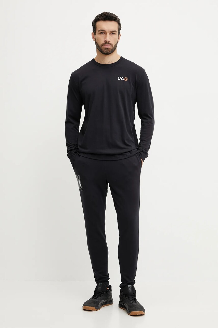 Лонгслів для тренувань Under Armour Workwear Logo колір чорний з принтом 1390167
