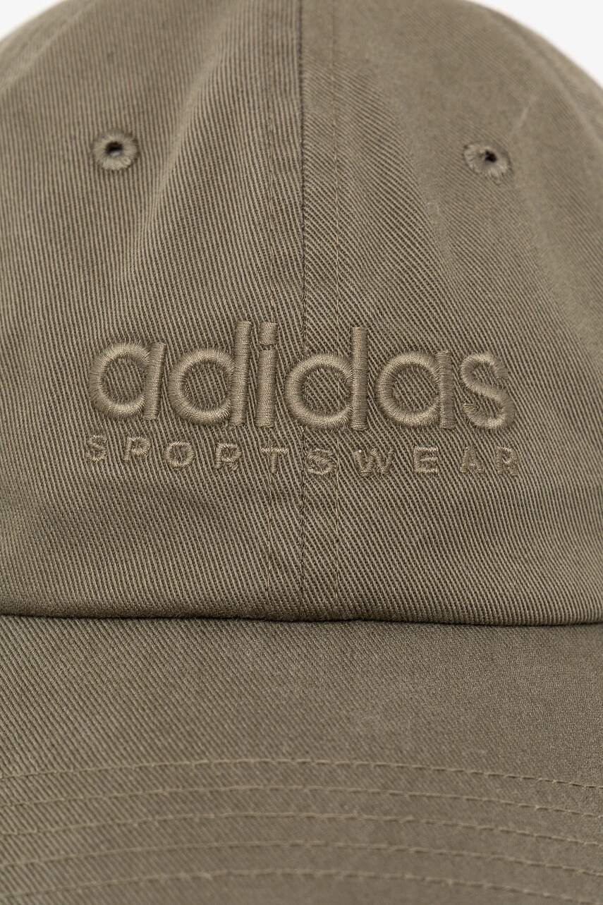 Кепка adidas колір зелений з аплікацією JF6041