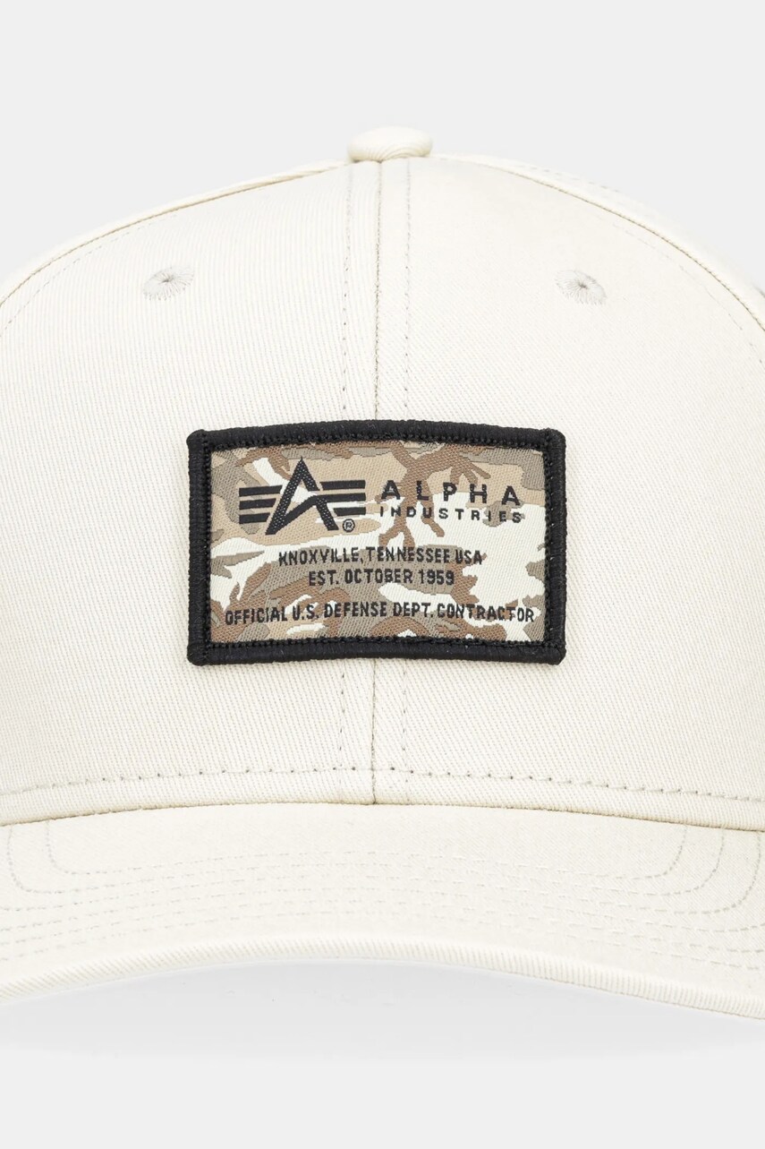 Бавовняна бейсболка Alpha Industries Crew Camo Cap колір бежевий з аплікацією 156903