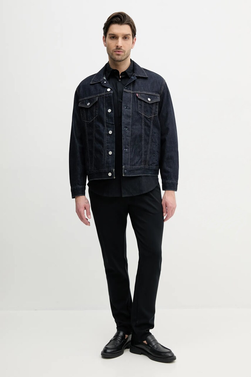 Бавовняна сорочка Armani Exchange чоловіча колір синій regular класичний комір XM000197 AF12179