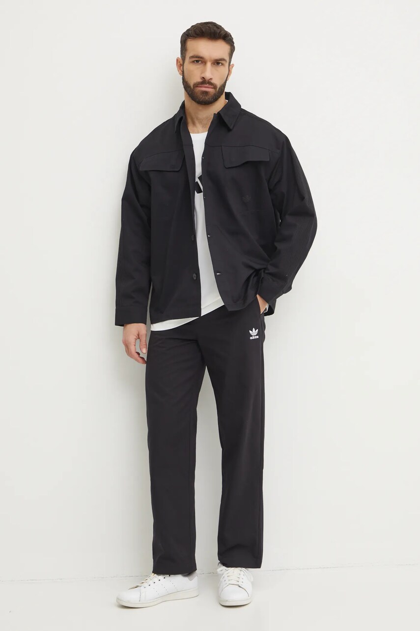 Бавовняна сорочка adidas Originals Essential чоловіча колір чорний relaxed класичний комір JC9602