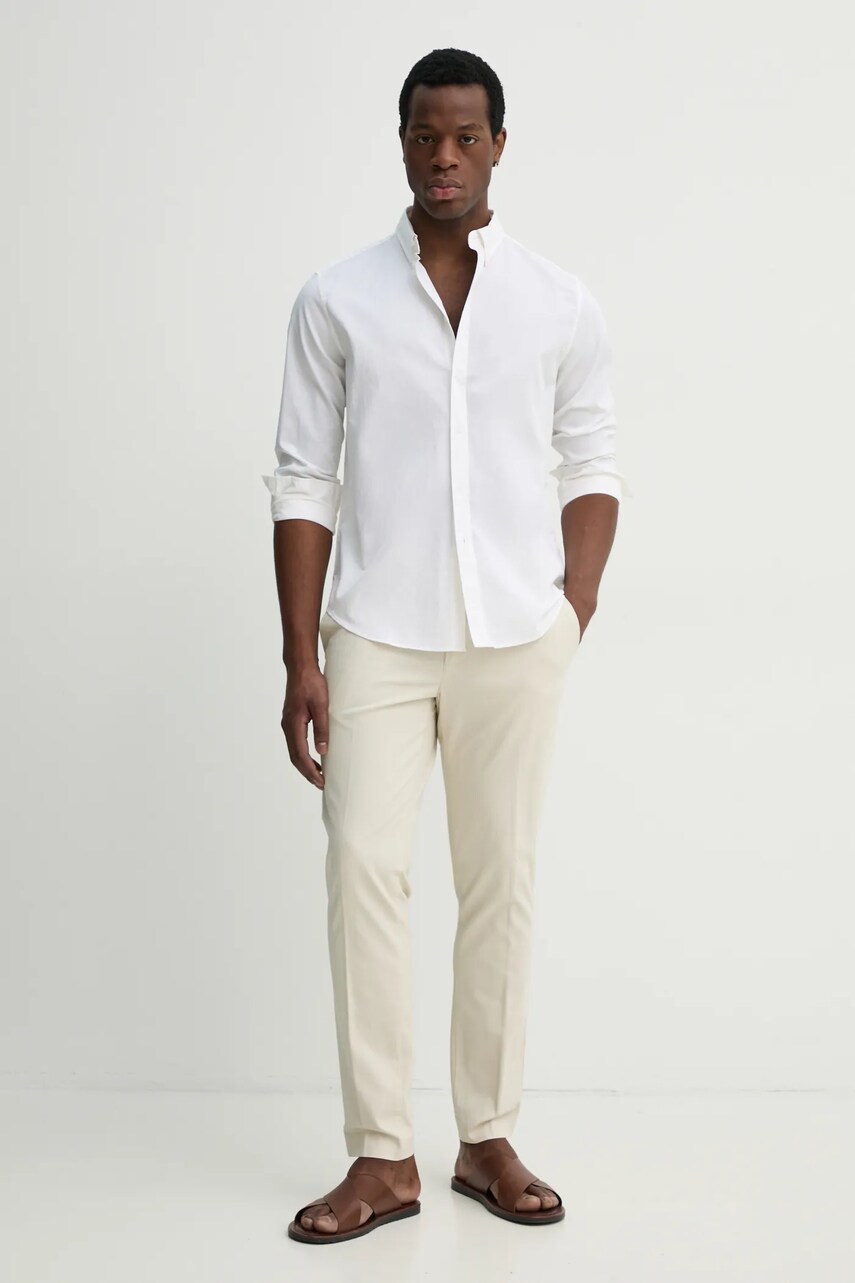Сорочка Sisley чоловіча колір бежевий regular комір button-down 58FJSQ04F