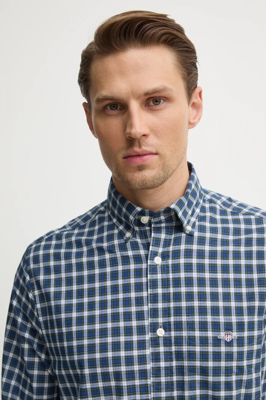 Бавовняна сорочка Gant чоловіча колір синій regular комір button-down 3250002