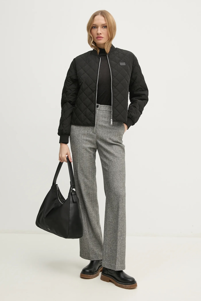 Куртка Calvin Klein Jeans жіноча колір чорний перехідна oversize J20J224701