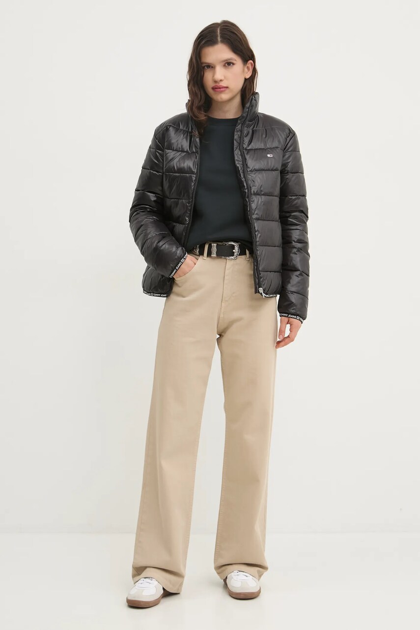 Куртка Tommy Jeans жіноча колір чорний зимова DW0DW19312