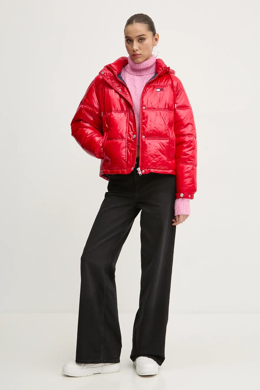 Куртка Tommy Jeans жіноча колір червоний зимова oversize DW0DW20210