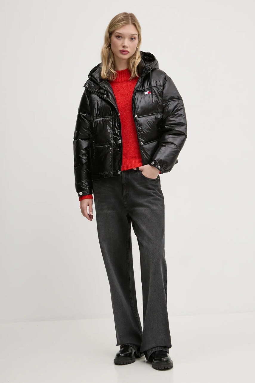 Куртка Tommy Jeans жіноча колір чорний зимова oversize DW0DW20210