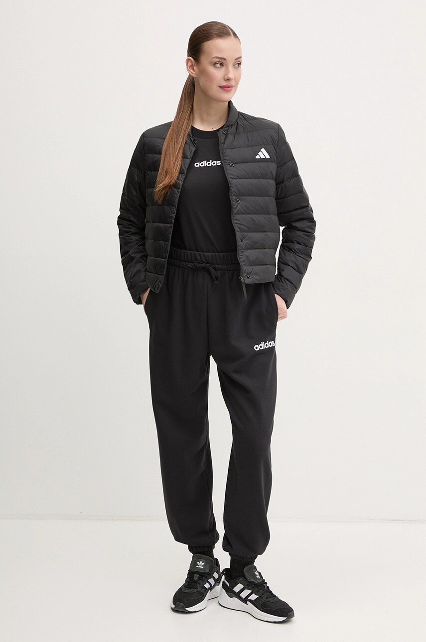 Пухова куртка adidas HELIONIC колір чорний перехідна JD1087