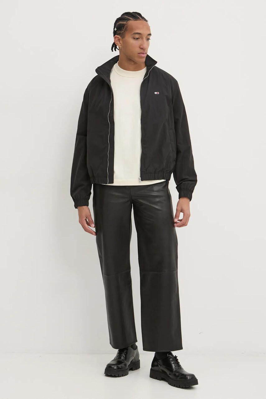 Куртка Tommy Jeans чоловіча колір чорний перехідна oversize DM0DM20655